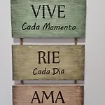Casa Adela At Parrot At Carihuela