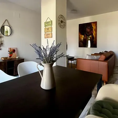 Casa Adela En La Carihuela * Torremolinos