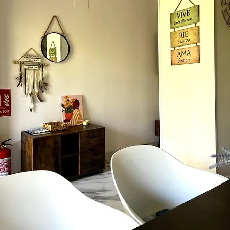 Casa Adela En La Carihuela * Torremolinos