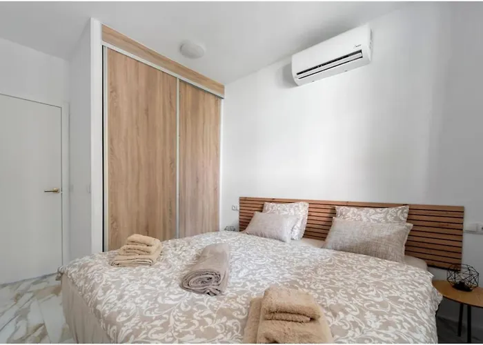 Casa Adela At Parrot At Carihuela *